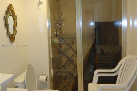 Copropriété à louer à Hallandale Beach, Floride: 1 chambre, 75.34 m2 № 11164 - photo 9