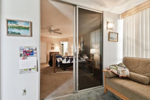Condo in South Pasadena, Florida, 1 bedroom  № 1542529 - photo 21