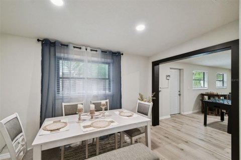 Casa en venta en Tampa, Florida, 3 dormitorios, 184.78 m2 № 2107673 - foto 6