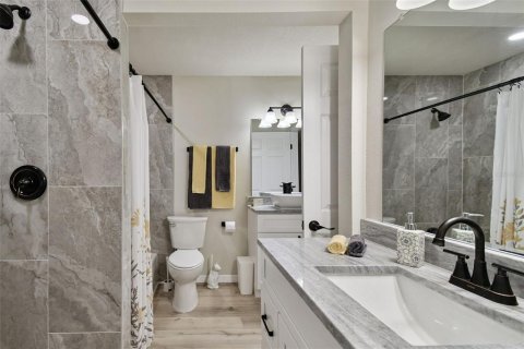 Casa en venta en Tampa, Florida, 3 dormitorios, 184.78 m2 № 2107673 - foto 17