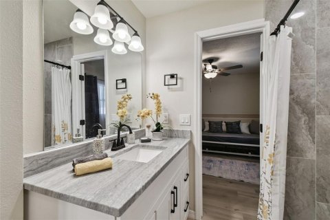 Casa en venta en Tampa, Florida, 3 dormitorios, 184.78 m2 № 2107673 - foto 18