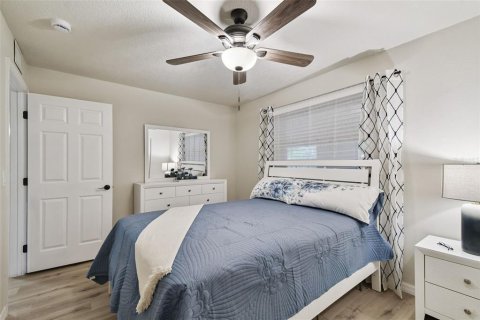 Casa en venta en Tampa, Florida, 3 dormitorios, 184.78 m2 № 2107673 - foto 27