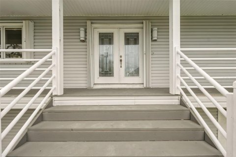 House in Holiday, Florida 4 bedrooms, 316.98 sq.m. № 2155553 - photo 9
