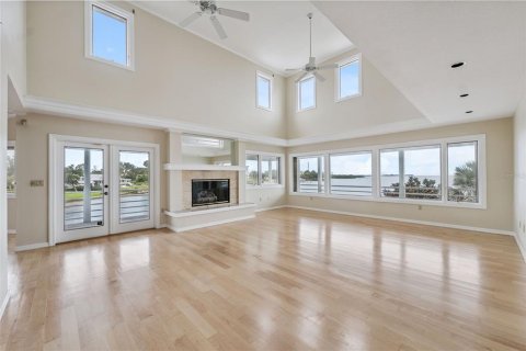 House in Holiday, Florida 4 bedrooms, 316.98 sq.m. № 2155553 - photo 18