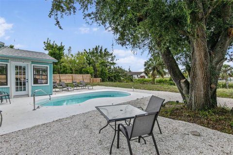 House in Englewood, Florida 3 bedrooms, 125.42 sq.m. № 1841469 - photo 14