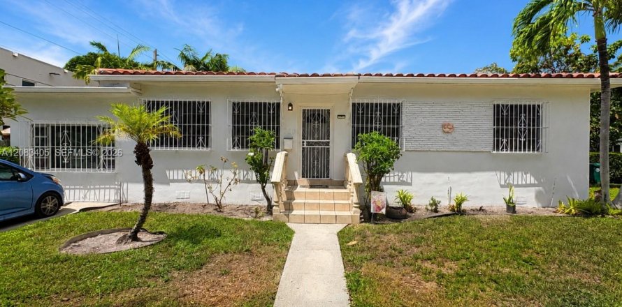 Casa en Miami, Florida 3 dormitorios, 118.17 m2 № 2348690