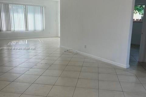 Villa ou maison à vendre à Surfside, Floride: 3 chambres № 1688873 - photo 9