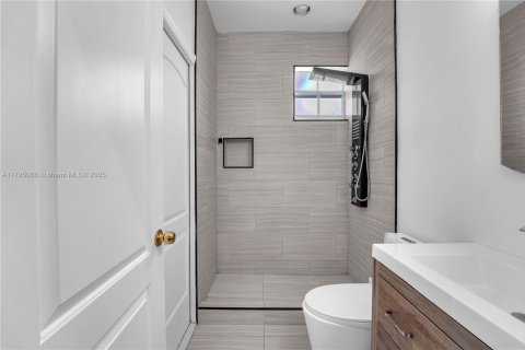 Townhouse in Hollywood, Florida 3 bedrooms, 146.79 sq.m. № 1940051 - photo 21