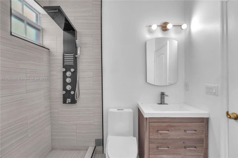 Townhouse in Hollywood, Florida 3 bedrooms, 146.79 sq.m. № 1940051 - photo 23