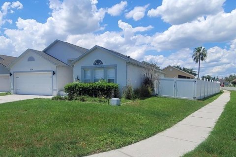House in Kissimmee, Florida 4 bedrooms, 174.1 sq.m. № 2196467