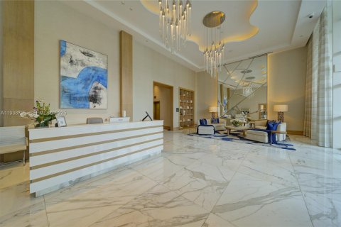 Condo in Fort Lauderdale, Florida, 3 bedrooms  № 1994931 - photo 18