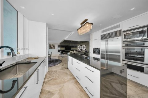 Condo in Fort Lauderdale, Florida, 3 bedrooms  № 1994931 - photo 28