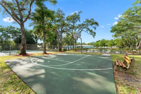 Touwnhouse à louer à Palm Harbor, Floride: 3 chambres, 137.96 m2 № 1902300 - photo 17