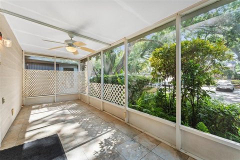 Touwnhouse à louer à Palm Harbor, Floride: 3 chambres, 137.96 m2 № 1902300 - photo 14