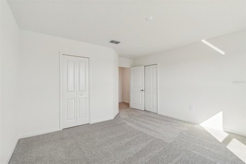 House in Palmetto, Florida 4 bedrooms, 198.25 sq.m. № 2119025 - photo 18