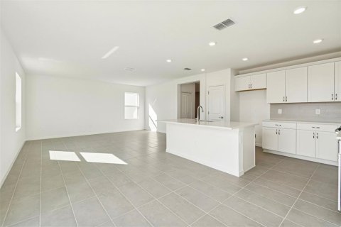 House in Palmetto, Florida 4 bedrooms, 198.25 sq.m. № 2119025 - photo 9