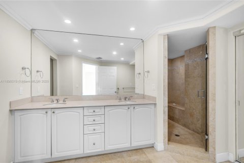 Condominio en venta en Bay Harbor Islands, Florida, 3 dormitorios, 181.16 m2 № 1946317 - foto 27