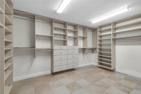 Condominio en venta en Bay Harbor Islands, Florida, 3 dormitorios, 181.16 m2 № 1946317 - foto 29