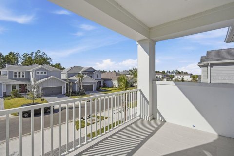 House in Zephyrhills, Florida 5 bedrooms, 317.91 sq.m. № 2209199 - photo 26