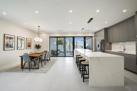 Touwnhouse à vendre à Fort Lauderdale, Floride: 3 chambres, 257.8 m2 № 2191140 - photo 2