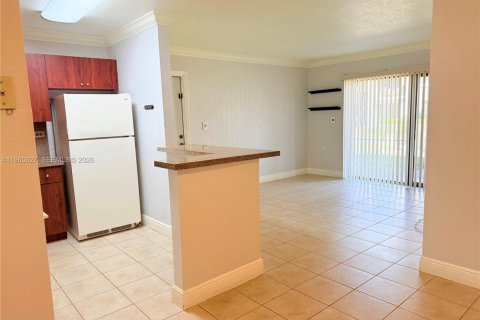 Снять в аренду кондоминиум в Хайалиа, Флорида 2 спальни, 80.82м2, № 2027258 - фото 9