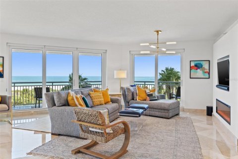 Condo in Clearwater, Florida, 3 bedrooms № 2097792 - photo 4