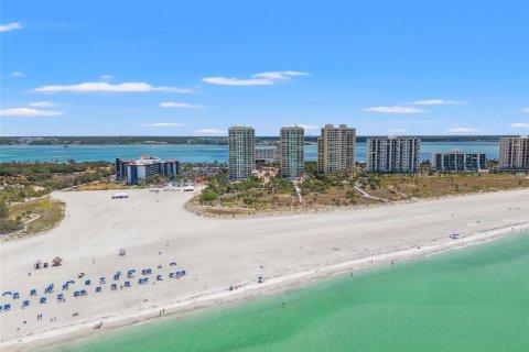 Condo in Clearwater, Florida, 3 bedrooms № 2097792 - photo 27