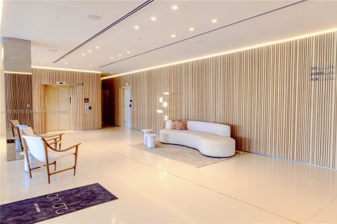 Condominio en venta en Bay Harbor Islands, Florida, 4 dormitorios, 327.11 m2 № 1811518 - foto 16