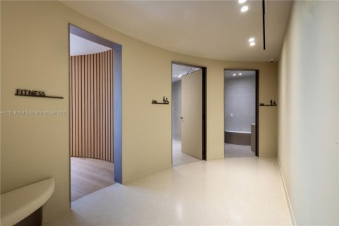Condominio en venta en Bay Harbor Islands, Florida, 4 dormitorios, 327.11 m2 № 1811518 - foto 22