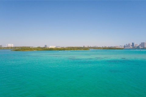 Condominio en venta en Bay Harbor Islands, Florida, 4 dormitorios, 327.11 m2 № 1811518 - foto 5