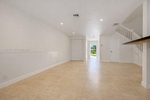 Townhouse in Boca Raton, Florida 3 bedrooms, 130.06 sq.m. № 2024278 - photo 17