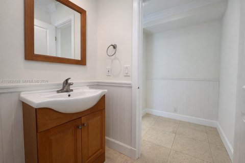 Townhouse in Boca Raton, Florida 3 bedrooms, 130.06 sq.m. № 2024278 - photo 16