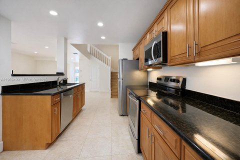 Townhouse in Boca Raton, Florida 3 bedrooms, 130.06 sq.m. № 2024278 - photo 7