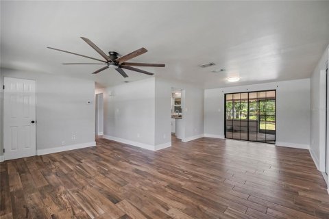 Villa ou maison à louer à Longwood, Floride: 3 chambres, 117.06 m2 № 2337436 - photo 9