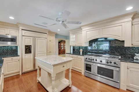 Villa ou maison à vendre à Fort Lauderdale, Floride: 4 chambres, 397.53 m2 № 2077585 - photo 22