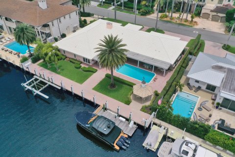 Villa ou maison à Fort Lauderdale, Floride 4 chambres, 397.53 m2 № 2077585