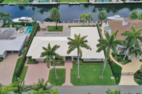 Villa ou maison à vendre à Fort Lauderdale, Floride: 4 chambres, 397.53 m2 № 2077585 - photo 2