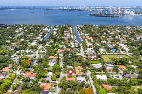Villa ou maison à vendre à Miami Shores, Floride: 3 chambres, 187.29 m2 № 2282212 - photo 26