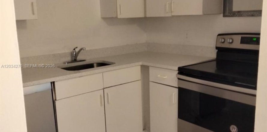 Condominio en Coral Springs, Florida, 2 dormitorios  № 2087324