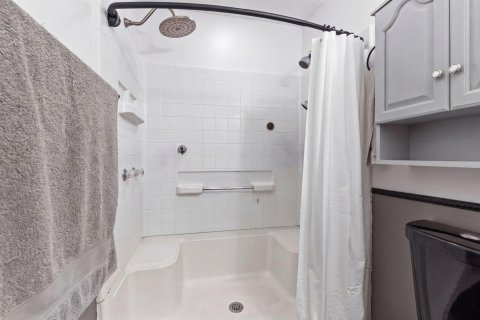 Купить виллу или дом в Порт-Сент-Луси, Флорида 3 комнаты, 136.01м2, № 2077447 - фото 20
