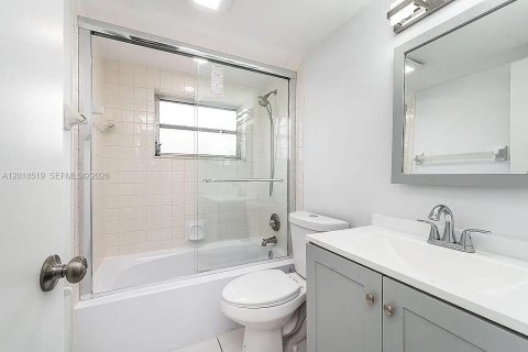Condo in Davie, Florida, 3 bedrooms  № 2185866 - photo 14