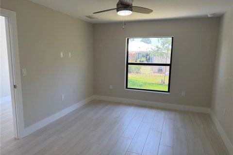 House in Punta Gorda, Florida 4 bedrooms, 142.33 sq.m. № 2217927 - photo 19