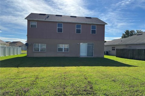 House in Kissimmee, Florida 4 bedrooms, 222.59 sq.m. № 2128175 - photo 10