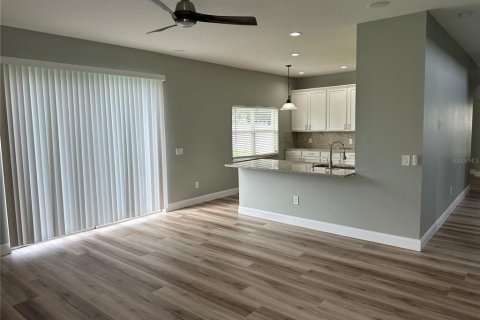 House in Kissimmee, Florida 4 bedrooms, 222.59 sq.m. № 2128175 - photo 27