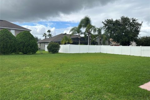 House in Kissimmee, Florida 4 bedrooms, 222.59 sq.m. № 2128175 - photo 8