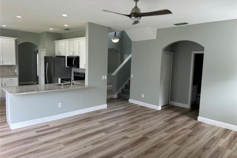 House in Kissimmee, Florida 4 bedrooms, 222.59 sq.m. № 2128175 - photo 25