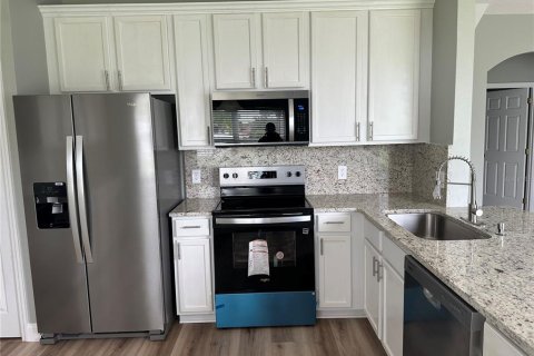 House in Kissimmee, Florida 4 bedrooms, 222.59 sq.m. № 2128175 - photo 20