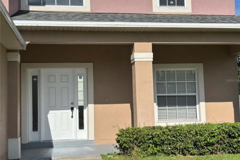 House in Kissimmee, Florida 4 bedrooms, 222.59 sq.m. № 2128175 - photo 3