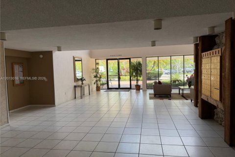 Copropriété à louer à Weston, Floride: 2 chambres, 117.06 m2 № 2076284 - photo 8