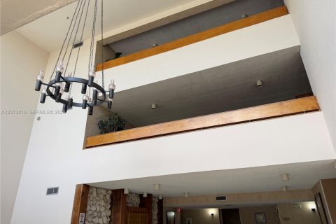 Copropriété à louer à Weston, Floride: 2 chambres, 117.06 m2 № 2076284 - photo 7